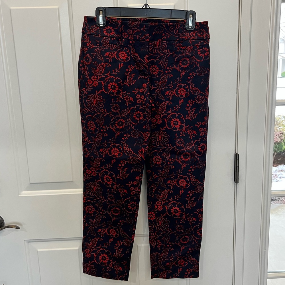 NWOT Loft Navy and Red Marisa Riviera Cropped Pant- Size 0